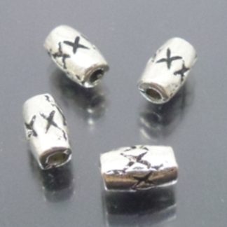 50 חרוזי מתכת כסופים, 4X6ממ