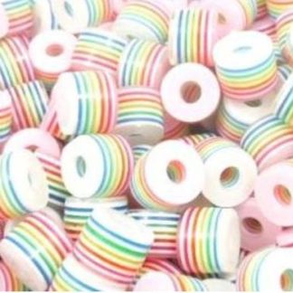 50 חרוזי פלסטיק, מיקס צבעים, 11X11 ממ, חור: 4 ממ