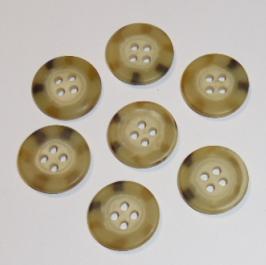 18 כפתורי פלסטיק קרם חום בהיר, 18ממ