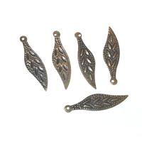 100 תליוני מתכת עלים, ברונז'ה, 25ממ