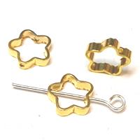 25 חרוזי פרח, מוזהבים, 10ממ