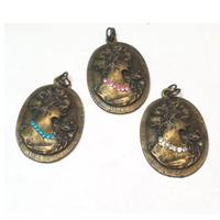 6 תליוני מתכת ברונז'ה, בסגנון וינטאג', 30X40ממ, משובצים